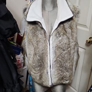 Weatherproof Faux Fur Vest with White and Brown Tones